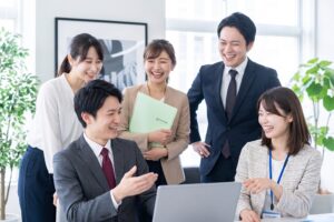 笑顔の社員達